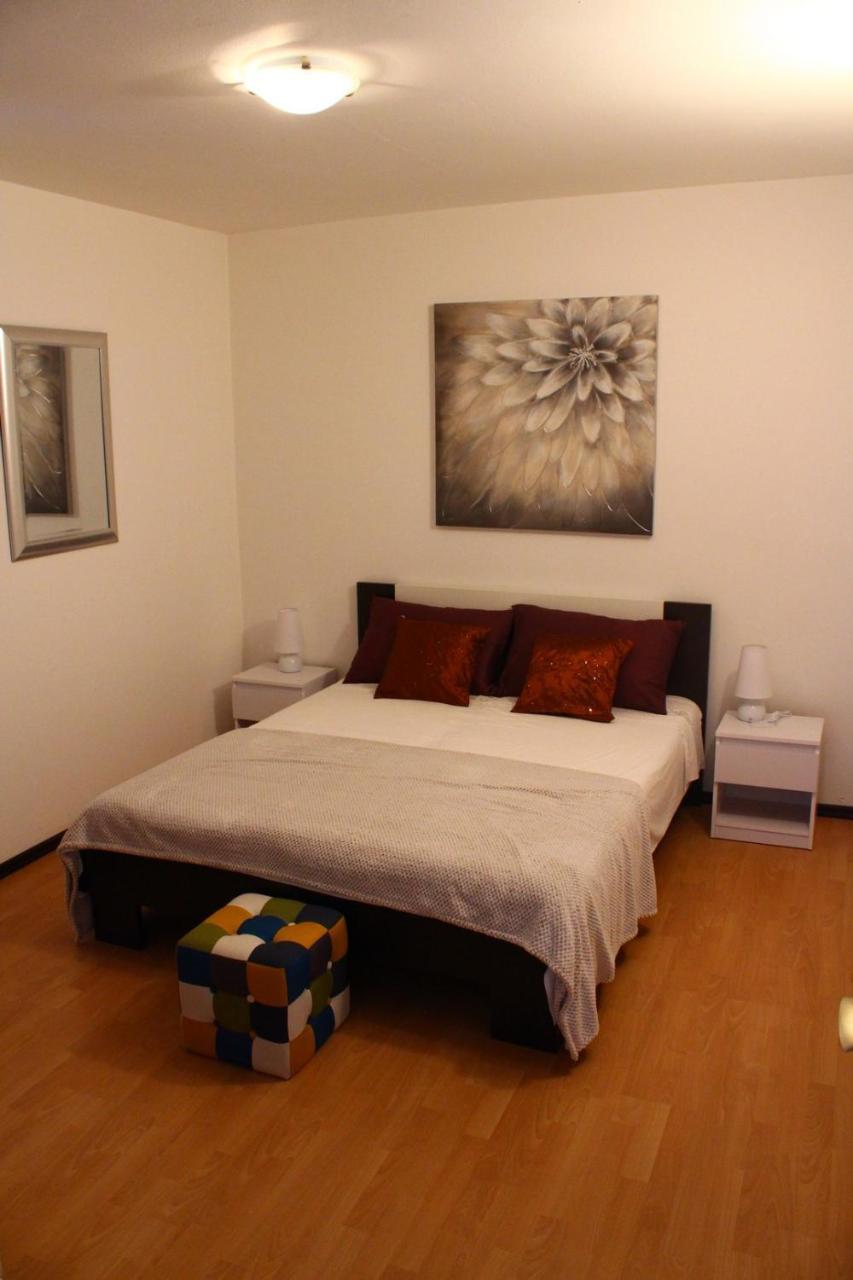 Apartment Arna Крк Екстер'єр фото